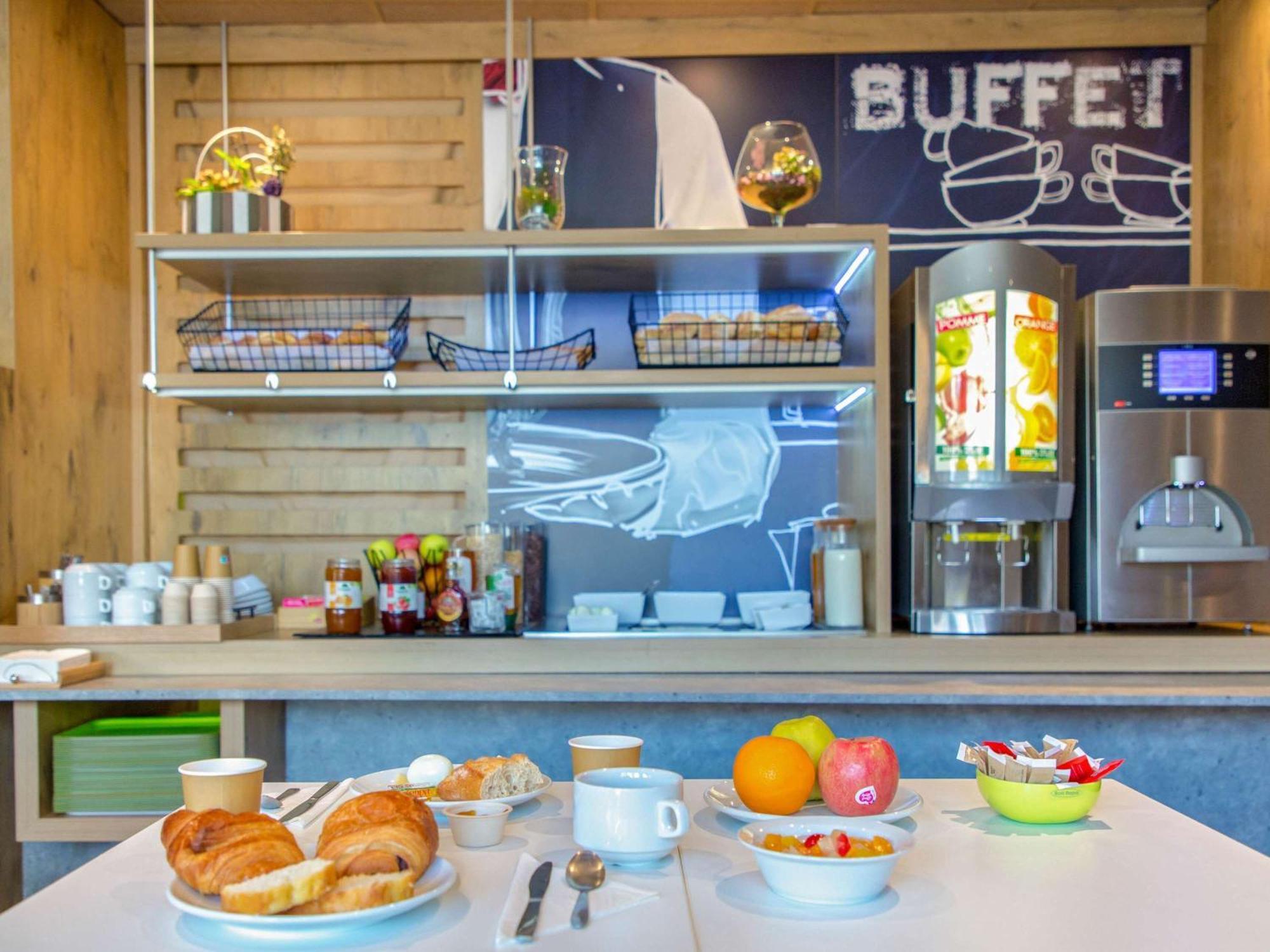 Ibis Budget Marseille Timone Exterior foto