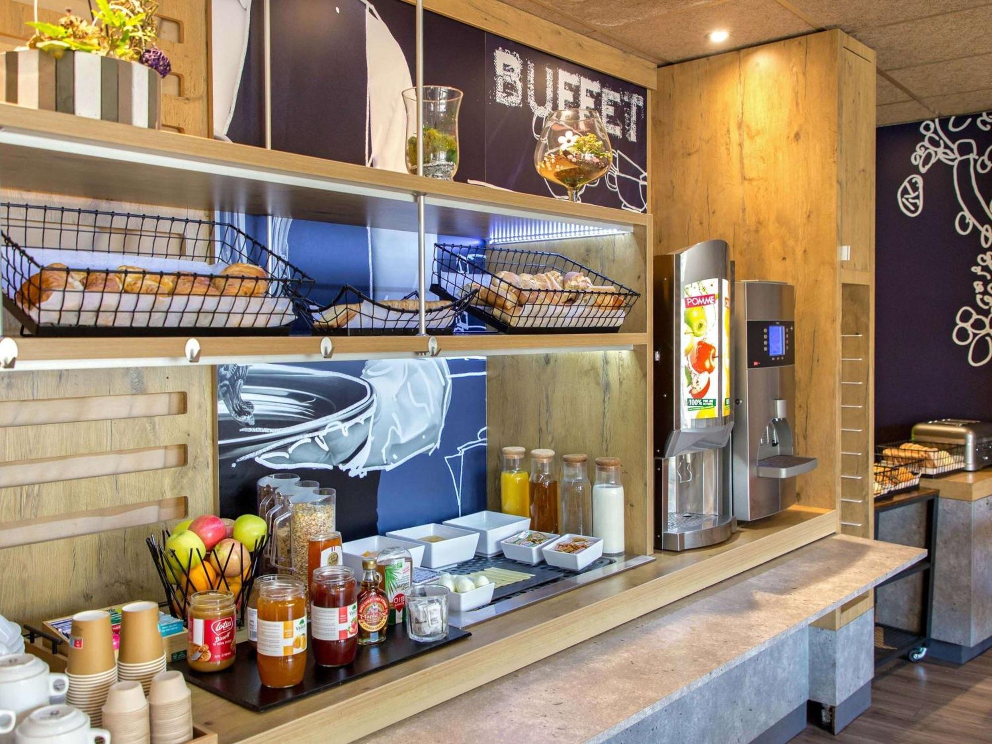 Ibis Budget Marseille Timone Exterior foto