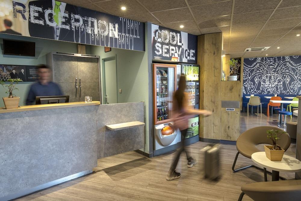 Ibis Budget Marseille Timone Exterior foto