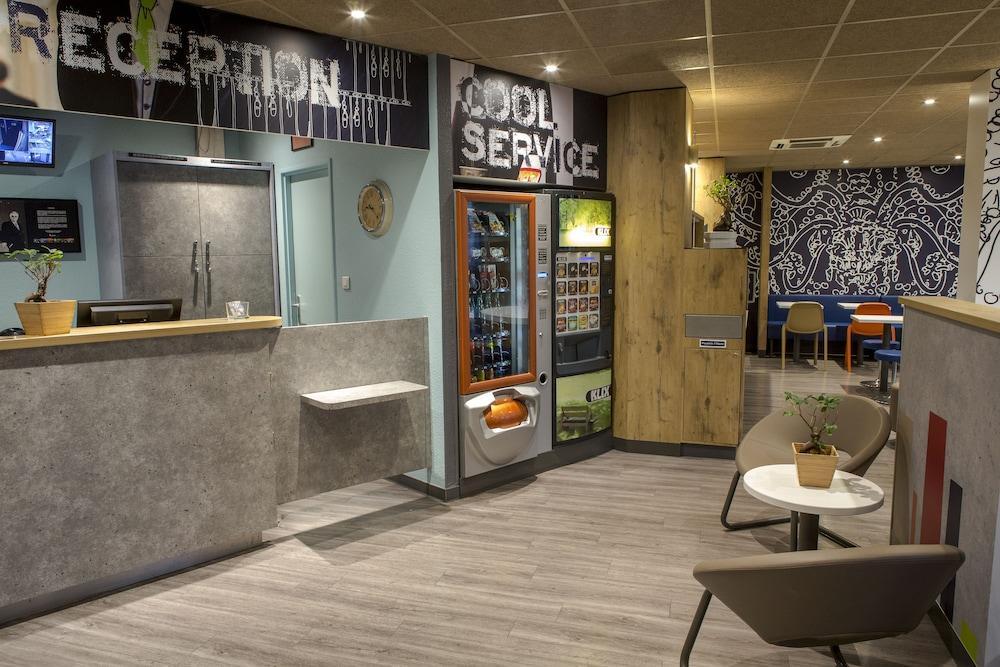 Ibis Budget Marseille Timone Exterior foto